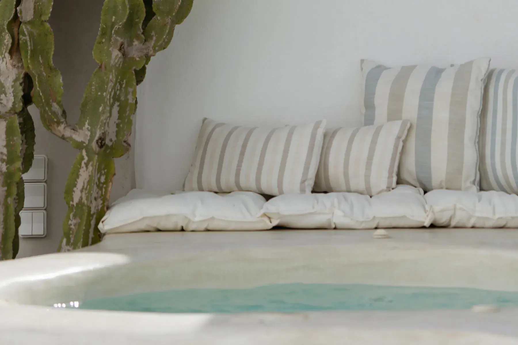 Two Bedroom Villa with Hot Tub